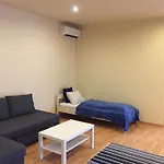 Budapest Airport , In Apartament