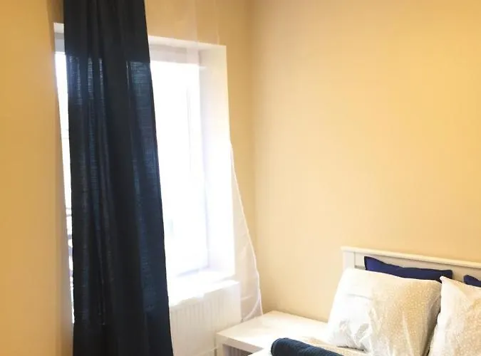 Budapest Airport , In 아파트 베체스