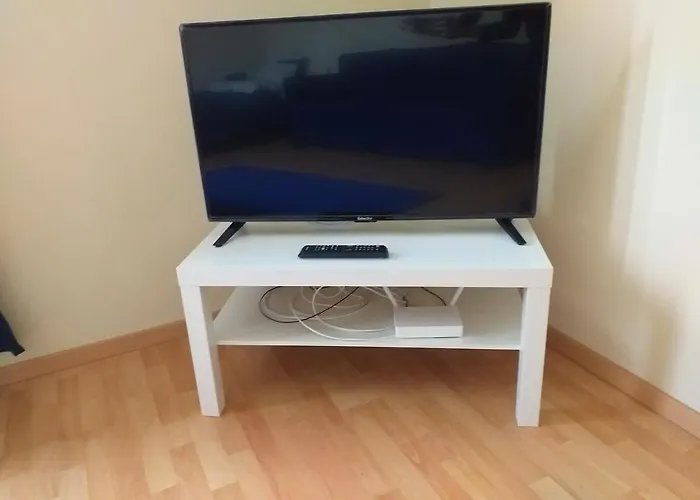 Budapest Airport , In 아파트 *